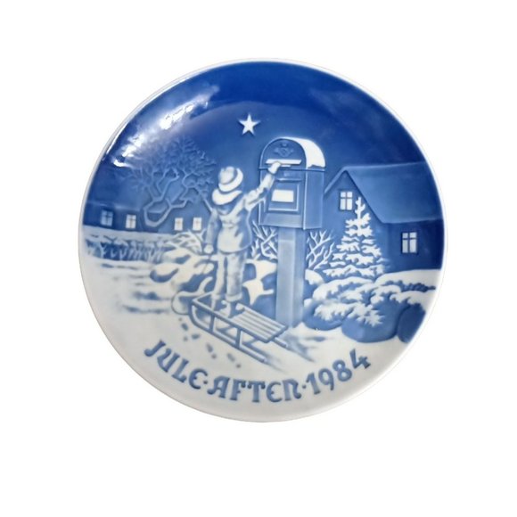 Christmas Plate 1984 Jule After Bing & Grondahl Porcelain Copenhagen Juleposten - Picture 1 of 8